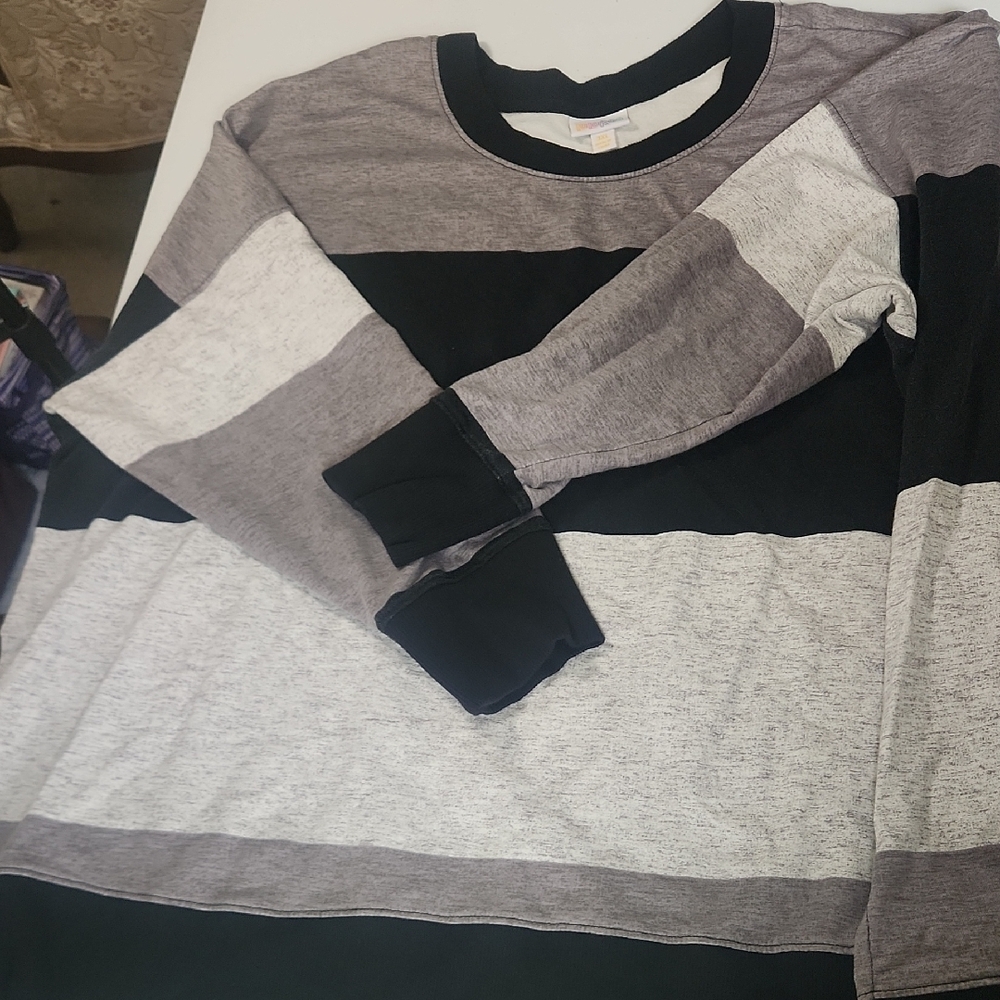 LuLaRoe Black and Gray Crewneck Sweatshirt With Color Block Design